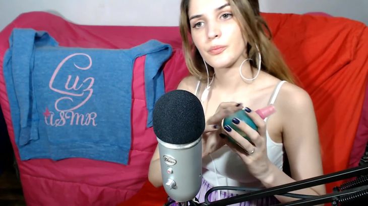 Besitos–Mouthsounds—Triggers-para-dormir-ASMR