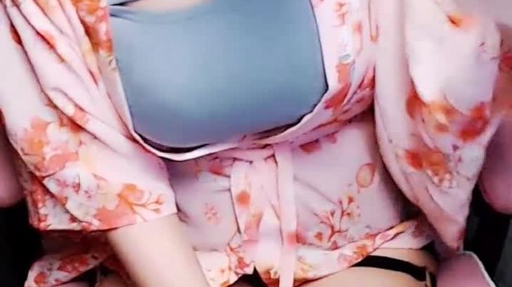 [斗鱼白鹿姬]火箭福利 粉色衬衣舔耳