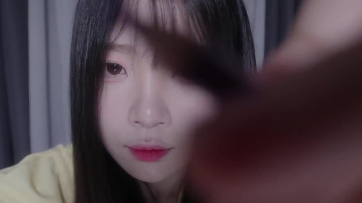 [ASMR在线](Sub)잠이-오는-렌즈-메이크업-샵-상황극-(간질간질-시각적-팅글-폭발)