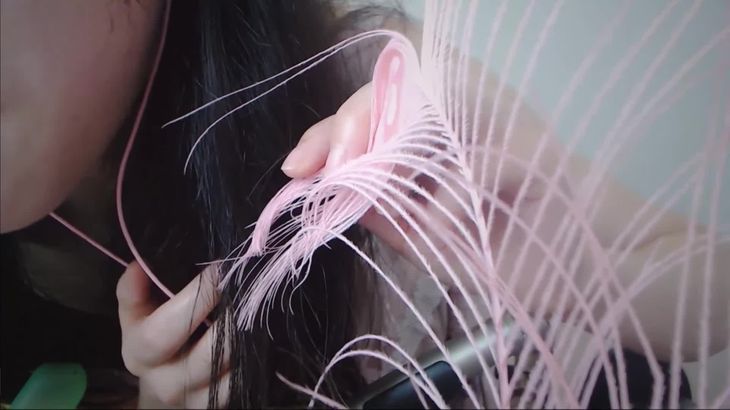 ASMR（FAST–INTENSE-Mouth-Sounds）黏黏糊糊的口腔音，略略略，耳边低语，弹舌，老司机必备。