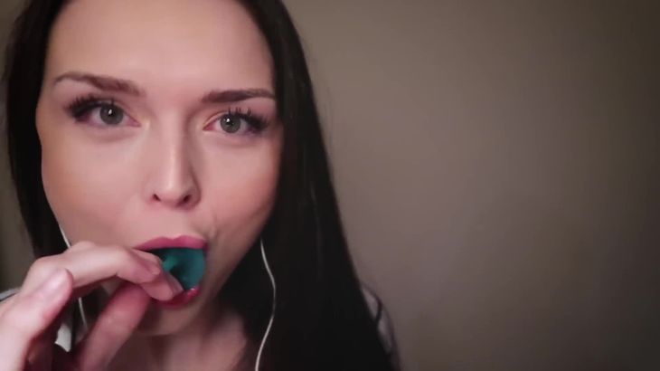 ASMR-Lollipop-licking-wet-mouth-sounds