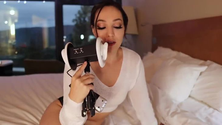 ASMR-Girlfriend-Moaning-Ear-to-Ear-(No-Talking)