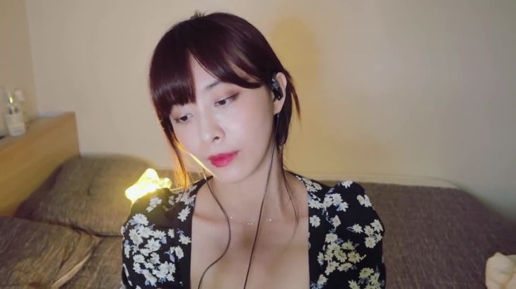 A-mysterious-sound-store-MIMO-ASMR