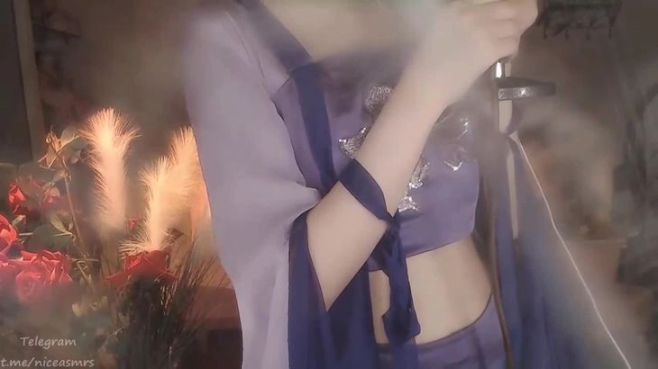 [小太阳贼大]ASMR魔法书舔耳